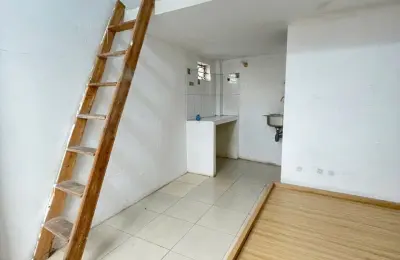 Phòng trọ khép kín, có gác xép, nội thất cơ bản