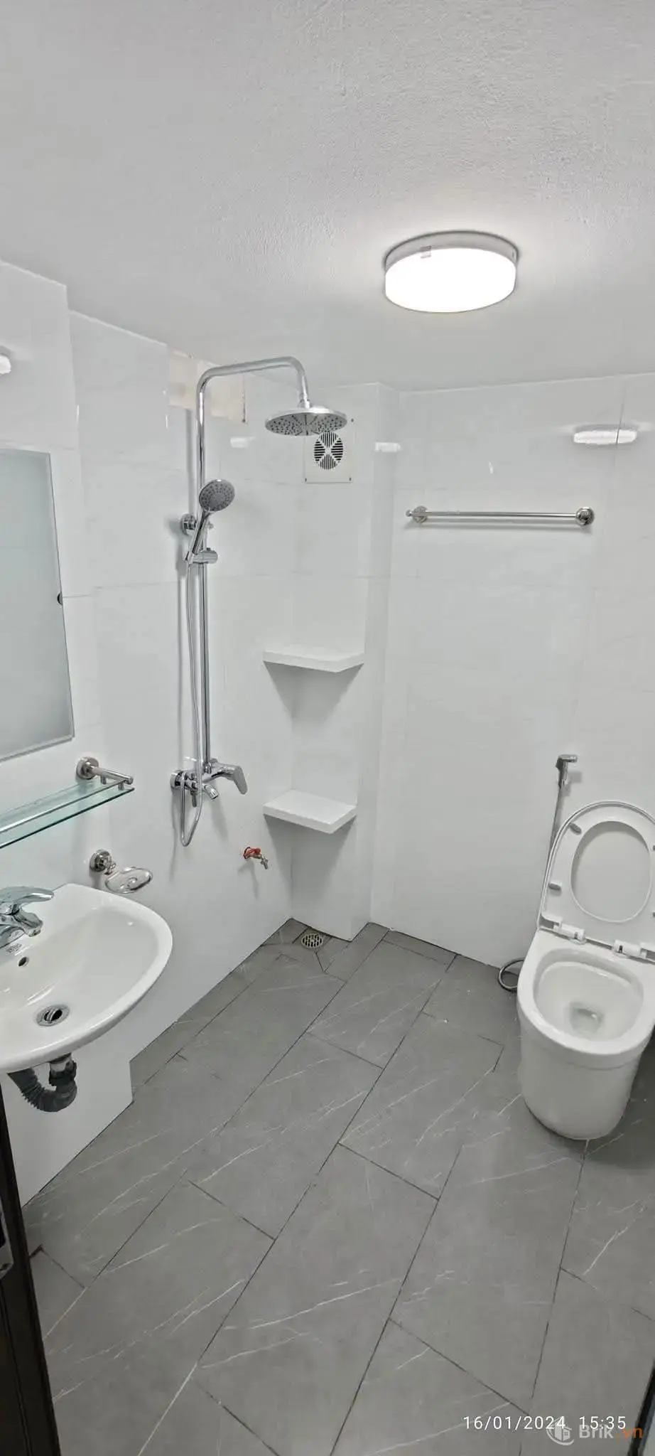 P502 - Căn hộ 2N1K ban công rộng, view cực thoáng