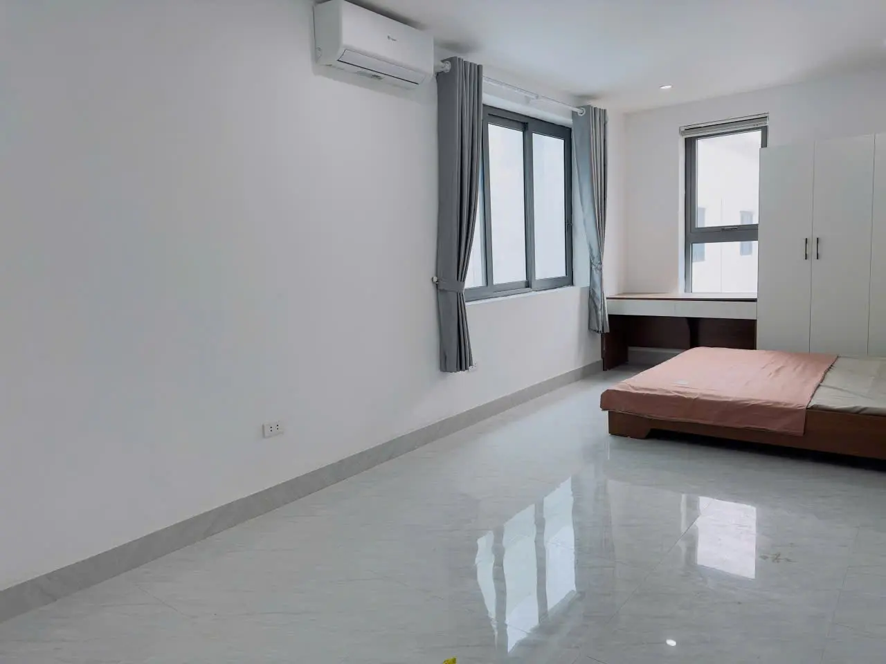 P303 - Căn hộ Studio mới đầy đủ nội thất